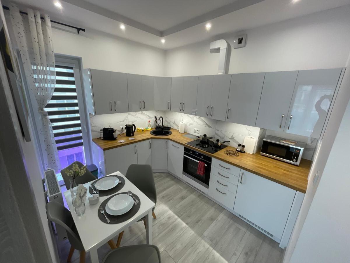 Apartament Nowoczesny Komfortowy Kustronia Z Garazem Balkonem Wanna Bielsko-Biała Ngoại thất bức ảnh